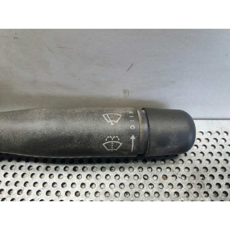 Recambio de mando limpia para nissan serie l 35.08 referencia OEM IAM - Blanco 4