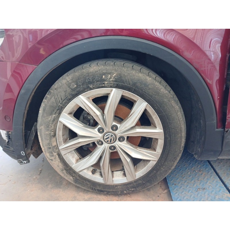Recambio de aletin delantero izquierdo para volkswagen tiguan (ad1, ax1) 2.0 tdi referencia OEM IAM   