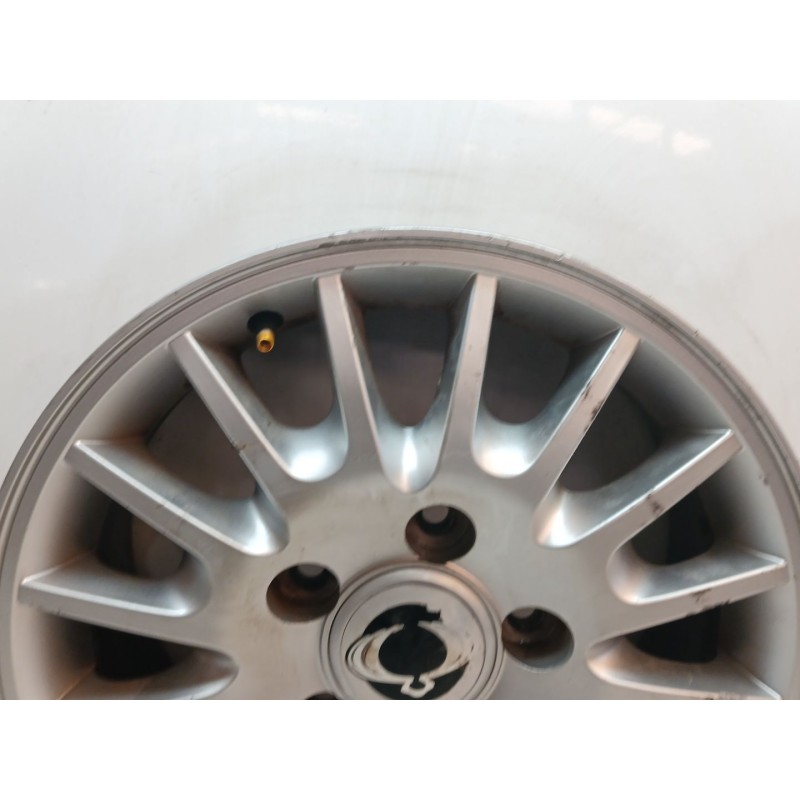 Recambio de llanta para ssangyong rodius xdi referencia OEM IAM 4173021320 - Blanco 3
