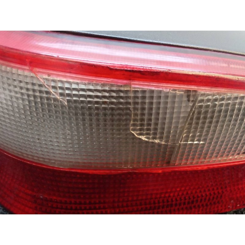 Recambio de piloto trasero izquierdo para citroën saxo 1.1 sx referencia OEM IAM 3