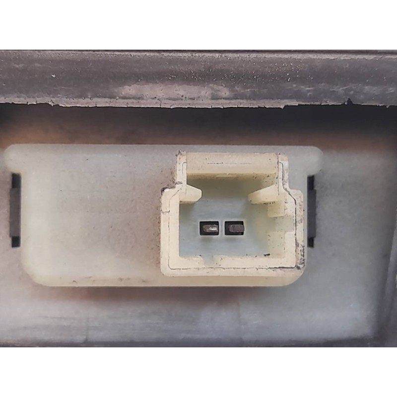 Recambio de molduras traseras para renault scenic (ja..) 1.6 16v expression referencia OEM IAM 7700428465 - Verde 3