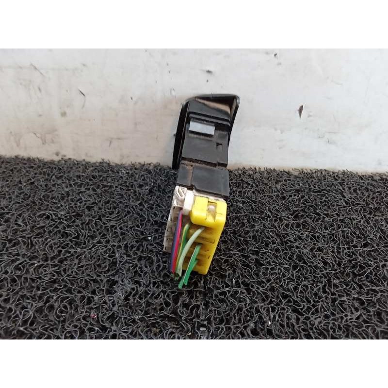 Recambio de warning para nissan vanette cargo vanette cargo caja cerrada referencia OEM IAM 3