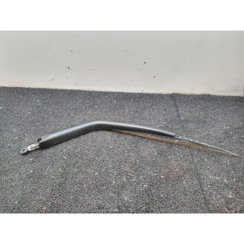 Recambio de brazo limpia trasero para renault megane i fase 2 berlina (ba0) 1.9 dci dynamique referencia OEM IAM 3
