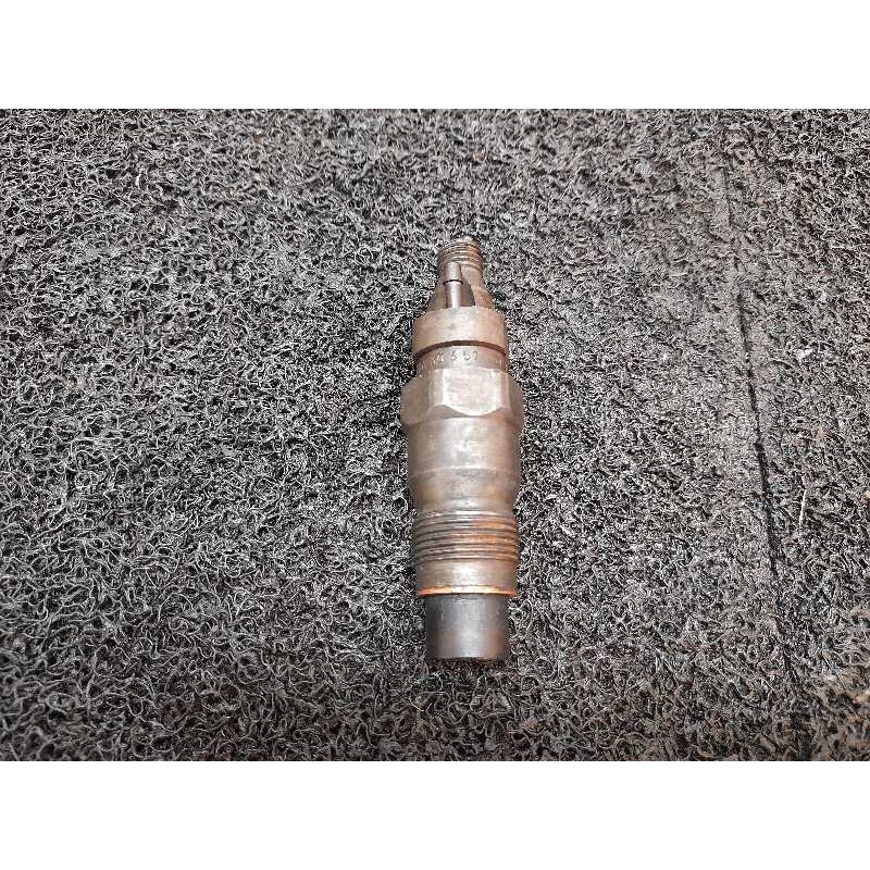 Recambio de inyector para bmw serie 5 berlina (e34) 2.4 turbodiesel cat referencia OEM IAM 30S57950  