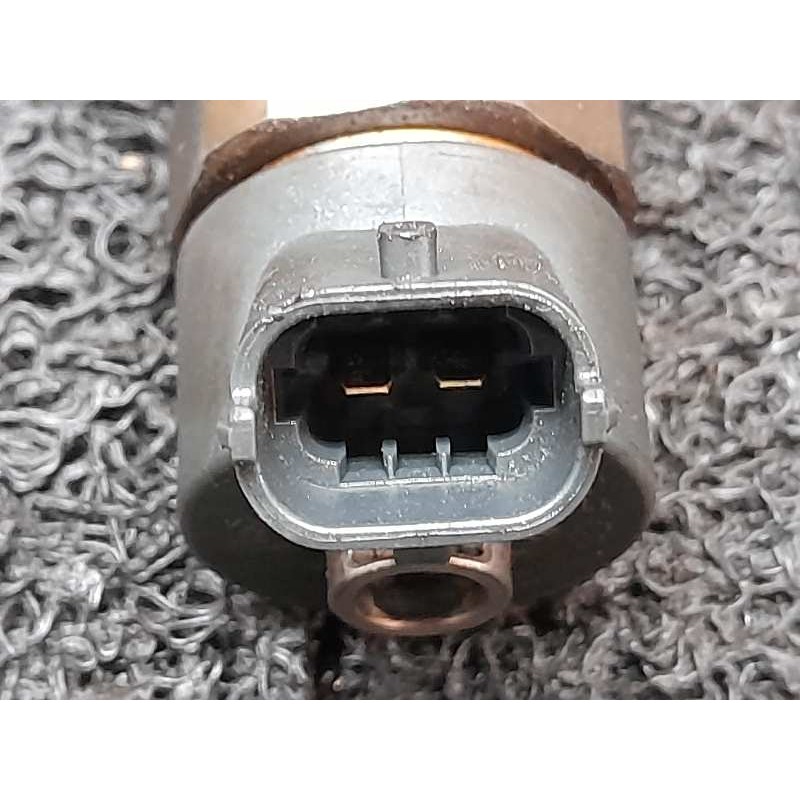 Recambio de inyector para opel zafira b enjoy referencia OEM IAM 0445110165 - Gris 4
