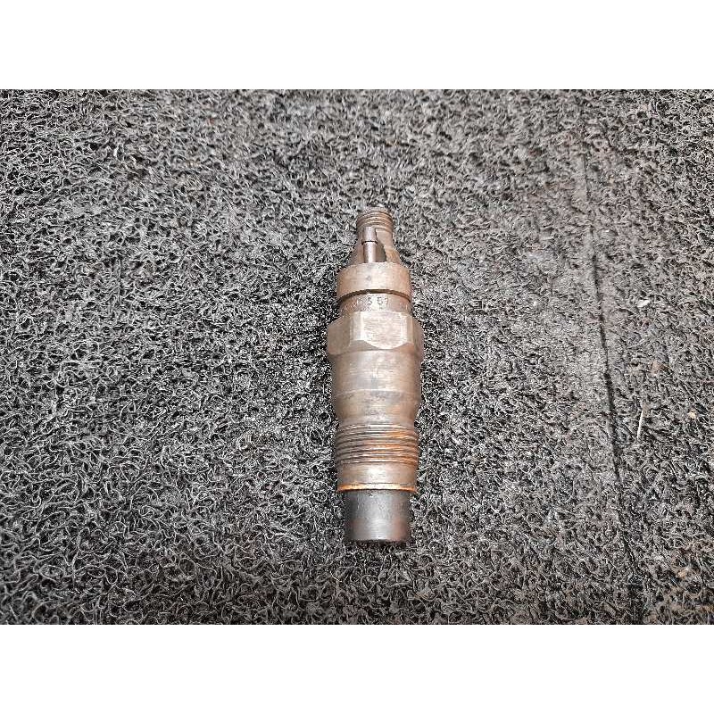 Recambio de inyector para bmw serie 5 berlina (e34) 2.4 turbodiesel cat referencia OEM IAM 30S57950  
