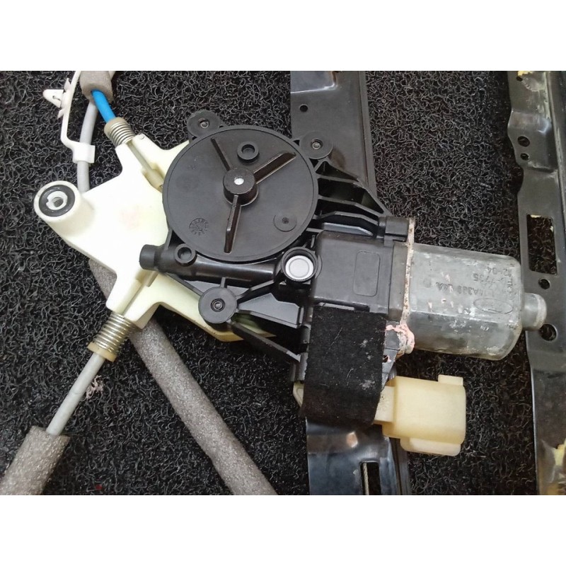 Recambio de elevalunas delantero izquierdo para ford b-max titanium referencia OEM IAM 0130822649 - Blanco 2