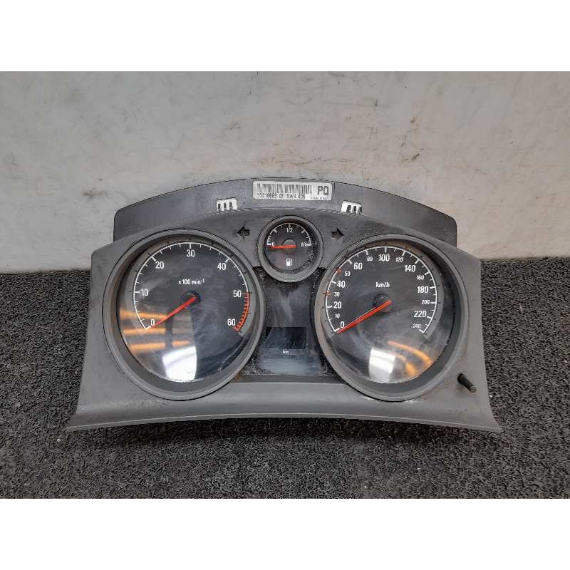 Recambio de cuadro instrumentos para opel zafira b enjoy referencia OEM IAM 13216693  