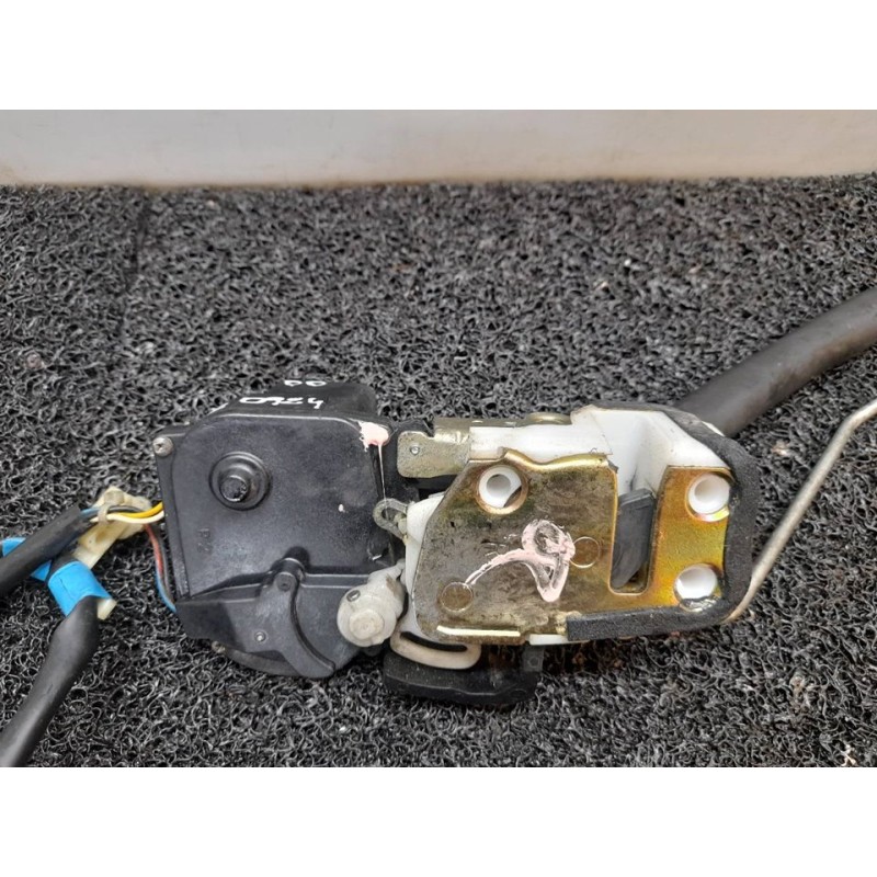 Recambio de cerradura puerta delantera derecha para mg serie 600 (rh) 618 i referencia OEM IAM 2