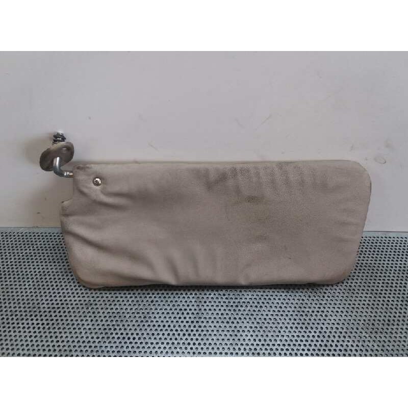 Recambio de parasol izquierdo para daihatsu charade 1.3 referencia OEM IAM   