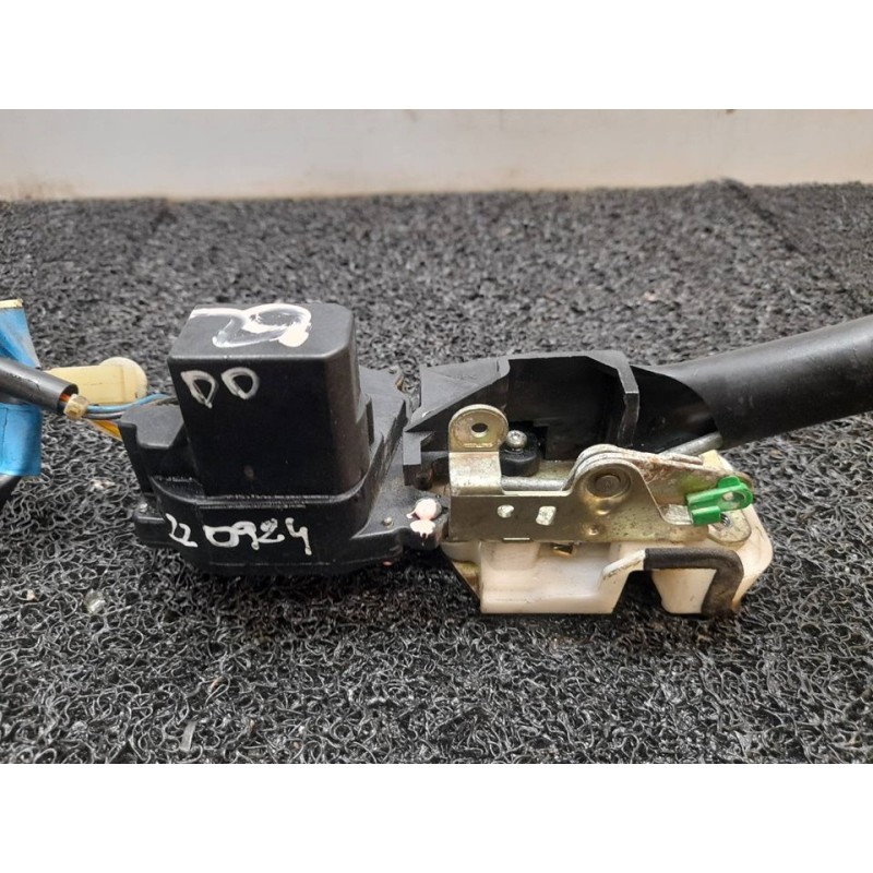 Recambio de cerradura puerta delantera derecha para mg serie 600 (rh) 618 i referencia OEM IAM 4