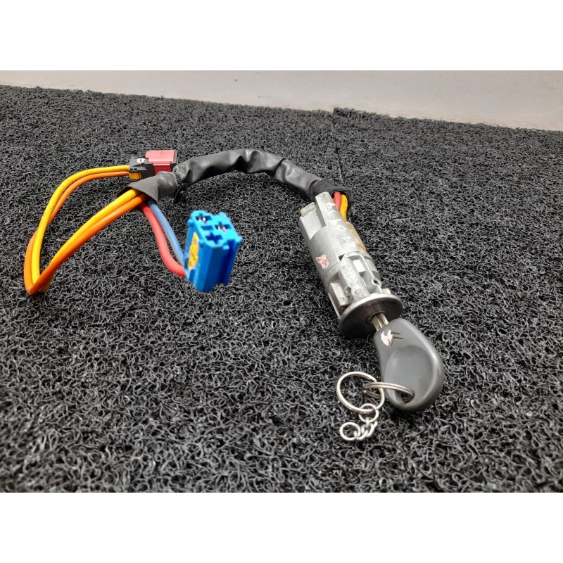 Recambio de antirrobo / llave contacto para citroën xsara berlina 1.9d attraction referencia OEM IAM   