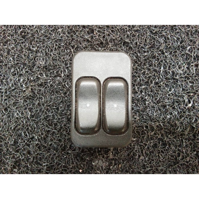 Recambio de mando elevalunas delantero izquierdo para opel meriva enjoy referencia OEM IAM 13363202  
