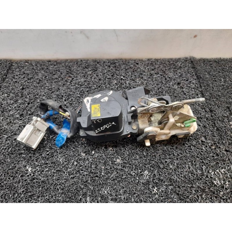 Recambio de cerradura puerta trasera derecha para mg serie 600 (rh) 618 i referencia OEM IAM   