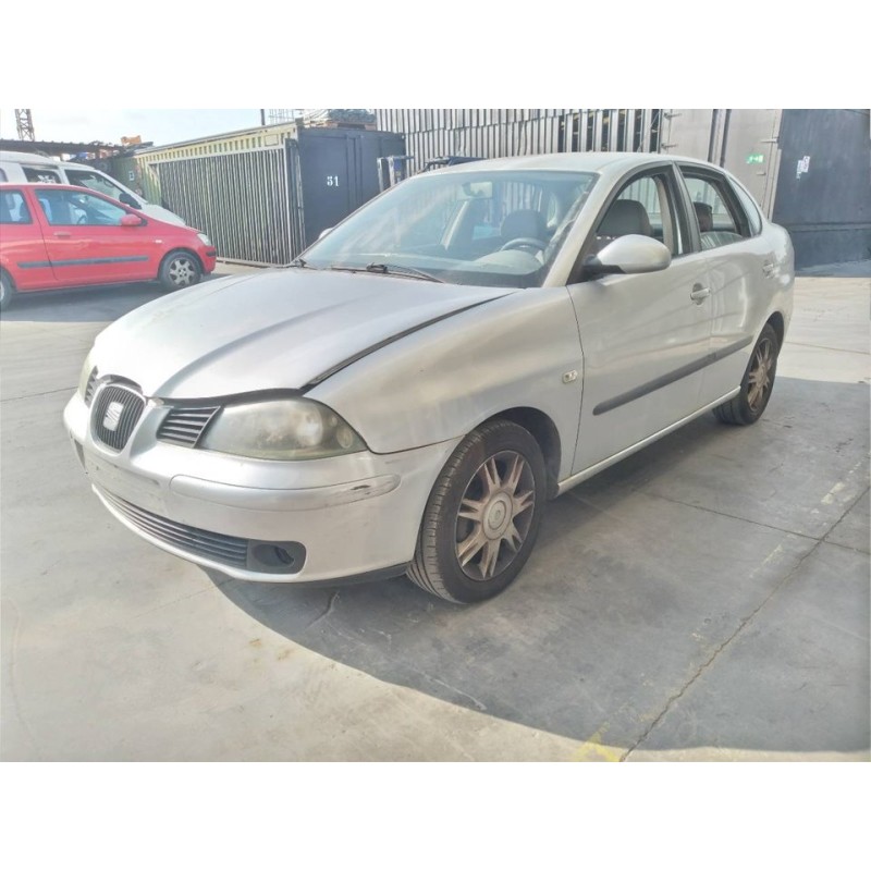 seat cordoba berlina (6l2) del año 2003