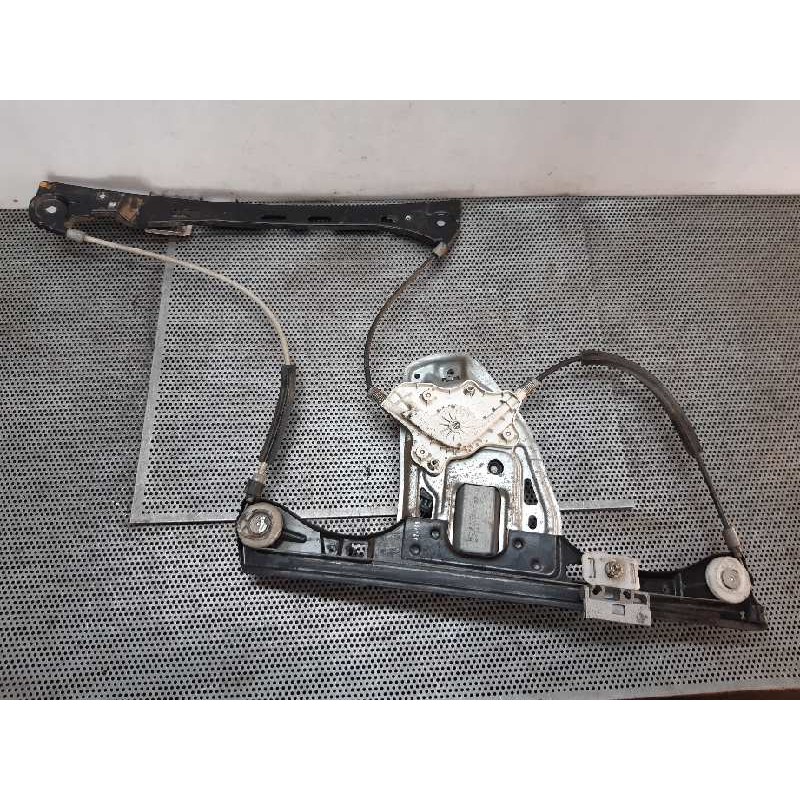 Recambio de elevalunas delantero izquierdo para mercedes-benz clase c (w203) berlina 270 cdi (203.016) referencia OEM IAM 3