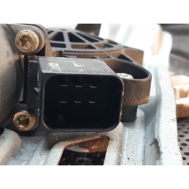 Recambio de elevalunas delantero izquierdo para mercedes-benz clase c (w203) berlina 270 cdi (203.016) referencia OEM IAM 5