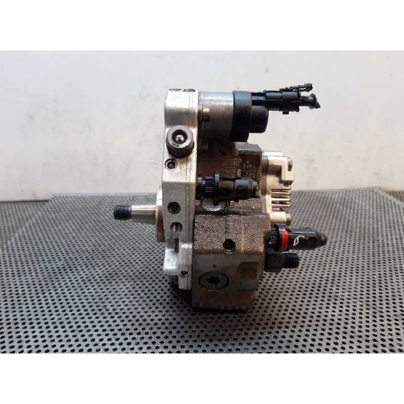 Recambio de bomba inyeccion para mitsubishi carisma berlina 5 (da0) 1900 di-d comfort referencia OEM IAM 0445010031 BOSCH 