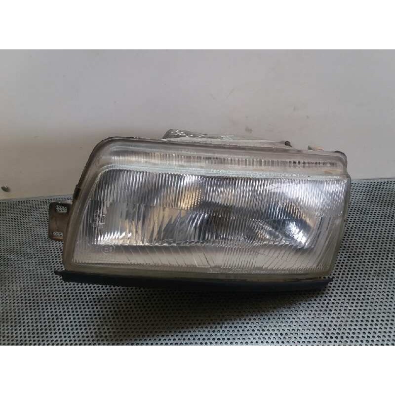 Recambio de faro izquierdo para daihatsu charade 1.3 referencia OEM IAM   