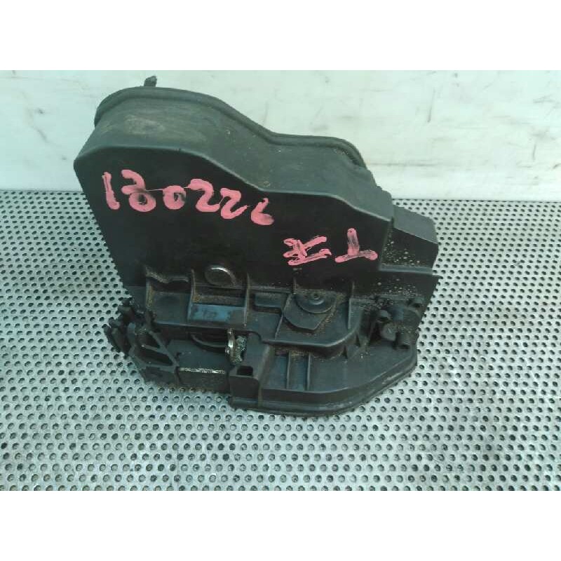 Recambio de cerradura puerta trasera izquierda para bmw serie 5 berlina (e60) 535d referencia OEM IAM   