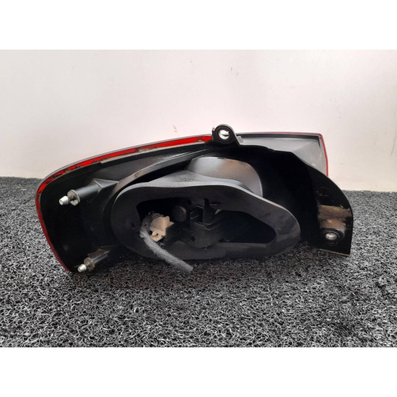 Recambio de piloto trasero derecho para fiat croma (194) 1.9 16v multijet dynamic referencia OEM IAM - Azul 2