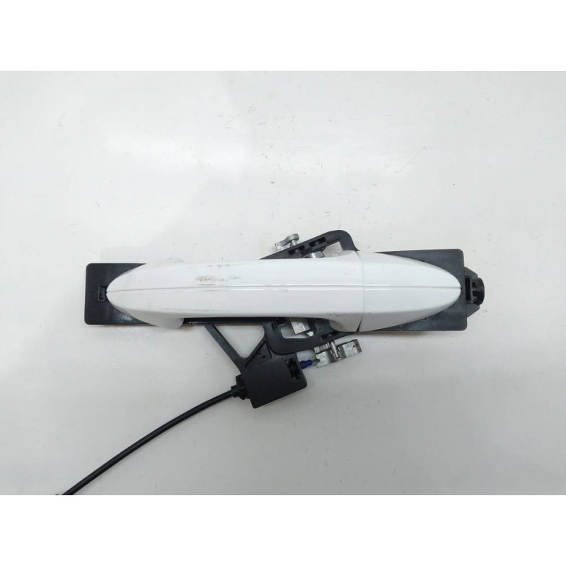 Recambio de maneta exterior lateral derecha para ford b-max titanium referencia OEM IAM AV11R264B16  