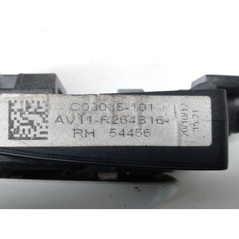Recambio de maneta exterior lateral derecha para ford b-max titanium referencia OEM IAM AV11R264B16 - Blanco 2
