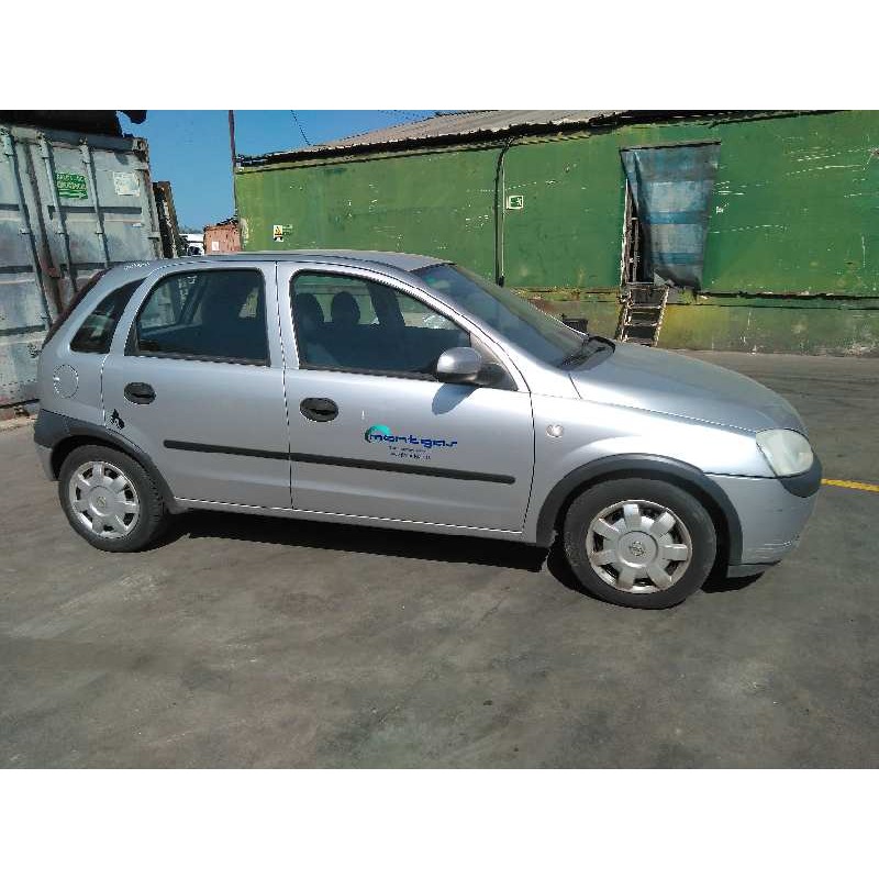 opel corsa c del año 2001