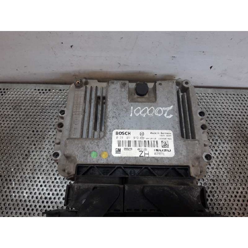 Recambio de centralita motor uce para opel astra h berlina cosmo referencia OEM IAM 0281011943 55556829 