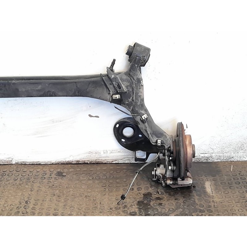 Recambio de puente trasero para volkswagen polo (6r1) sport referencia OEM IAM - Negro 2