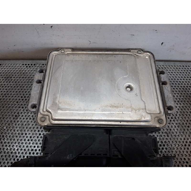 Recambio de centralita motor uce para opel astra h berlina cosmo referencia OEM IAM 0281011943 55556829 - Azul 3