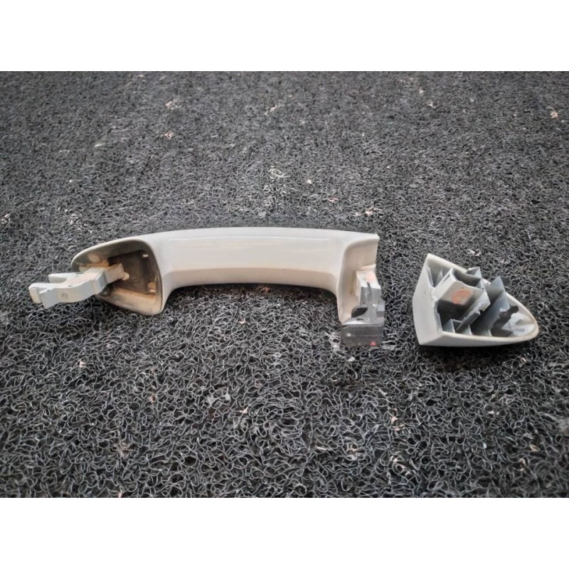 Recambio de maneta exterior lateral izquierda para ford b-max titanium referencia OEM IAM - Blanco 2
