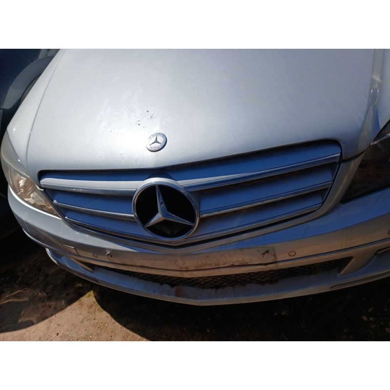 Recambio de rejilla delantera para mercedes-benz clase c (w204) berlina c 220 cdi (204.008) referencia OEM IAM   