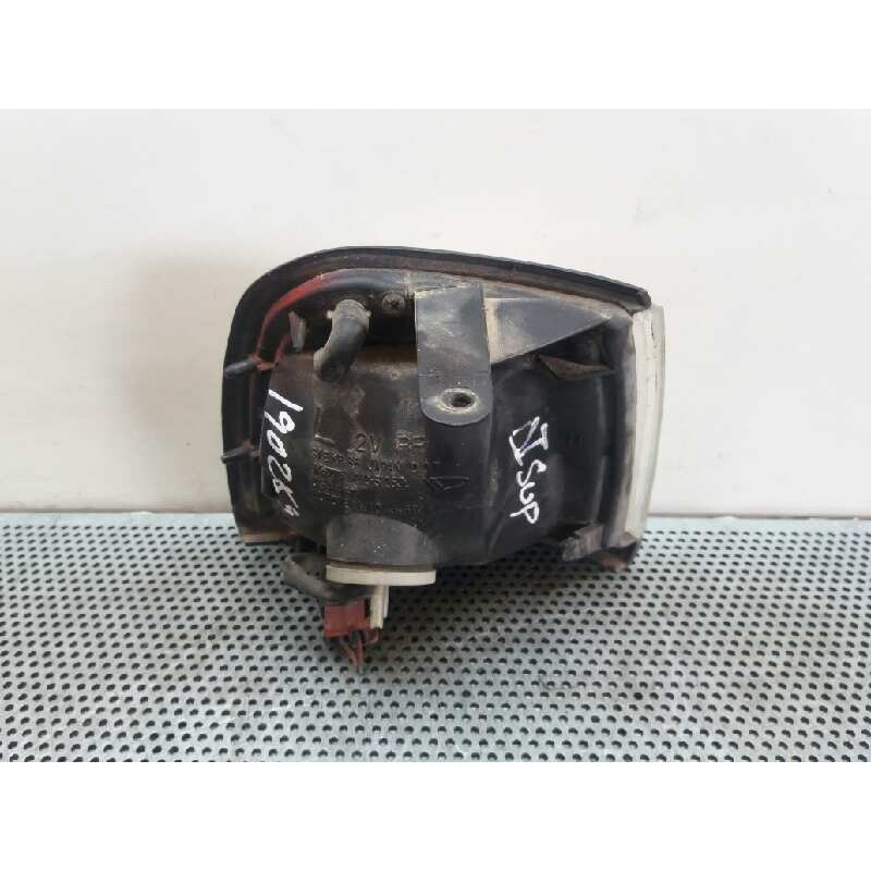 Recambio de piloto delantero izquierdo para daihatsu charade 1.3 referencia OEM IAM - Rojo 2