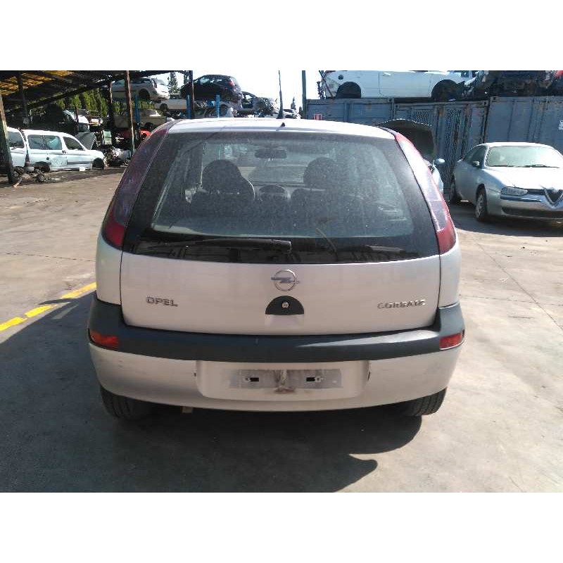 opel corsa c del año 2001