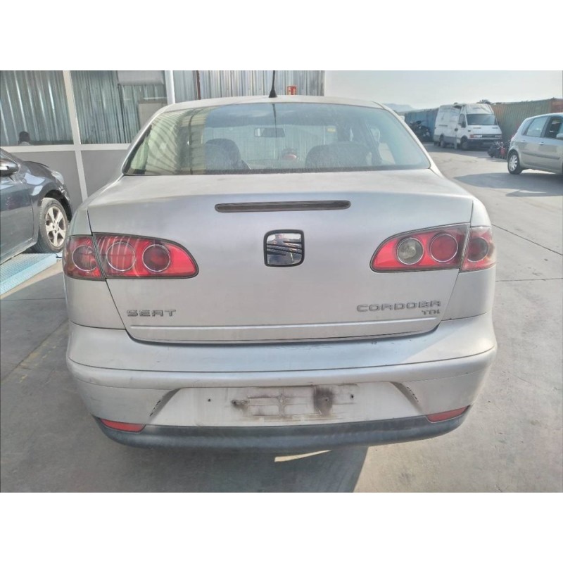 seat cordoba berlina (6l2) del año 2003
