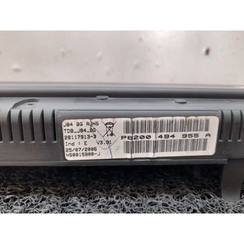 Recambio de cuadro instrumentos para renault scenic ii emotion referencia OEM IAM P8200494955A 4