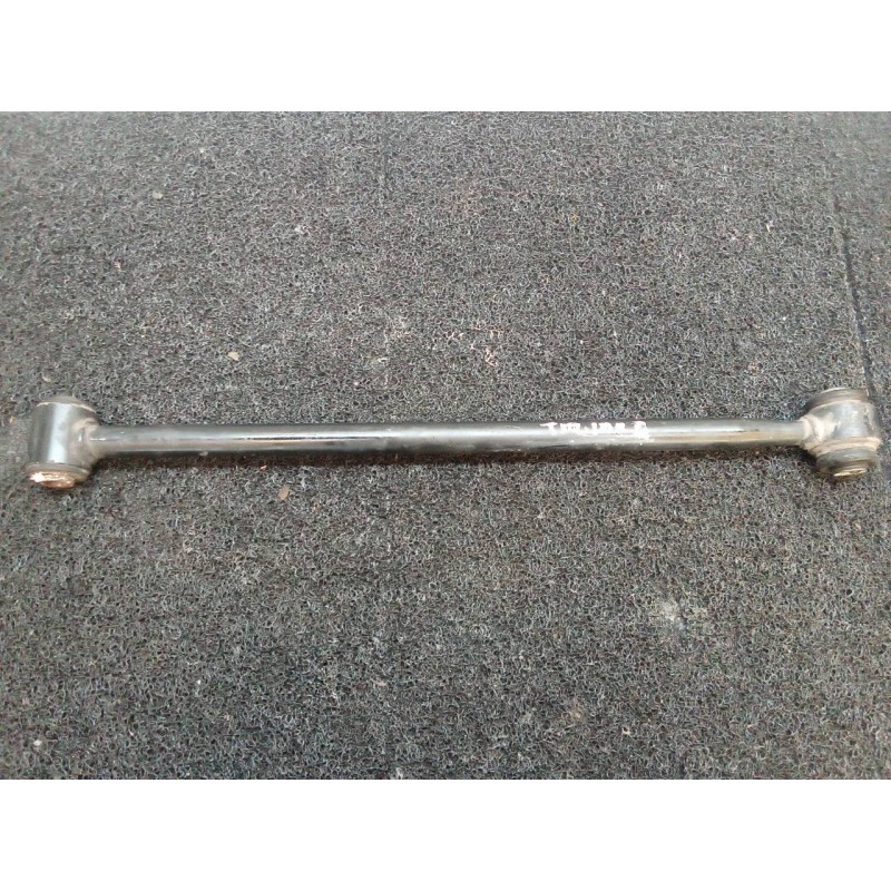 Recambio de tirante trasero derecho para toyota rav 4 (a2) 1.8 luna referencia OEM IAM   