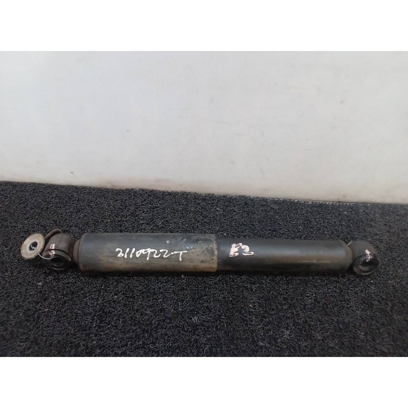 Recambio de amortiguador trasero derecho para nissan serena (c23m) 2.3 lx diesel referencia OEM IAM   