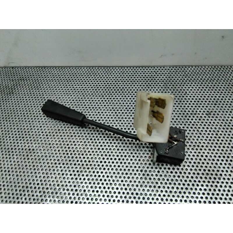 Recambio de mando luces para nissan trade 2.8d referencia OEM IAM - Blanco 2