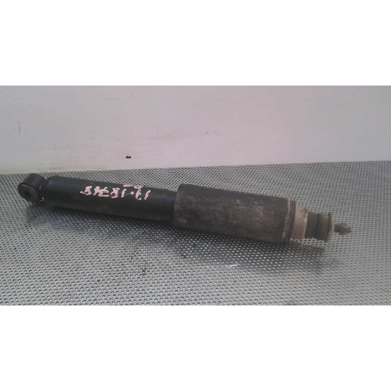 Recambio de amortiguador delantero derecho para nissan terrano/terrano.ii (r20) 2.7 turbodiesel referencia OEM IAM 2