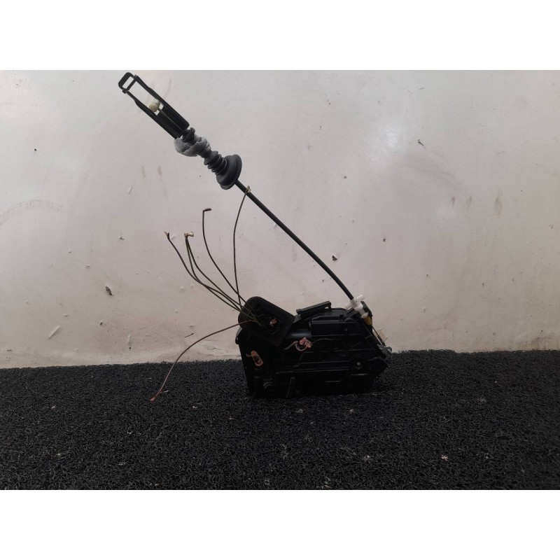 Recambio de cerradura puerta trasera izquierda para volkswagen polo (6r1) sport referencia OEM IAM 5K4839015F - Negro 2