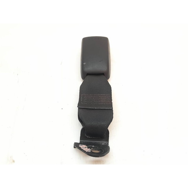 Recambio de enganche cinturon trasero izquierdo para toyota yaris ts referencia OEM IAM E034601 B490 - Rojo 3