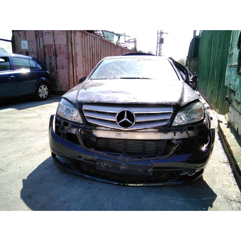 mercedes-benz clase c (w204) berlina del año 2009