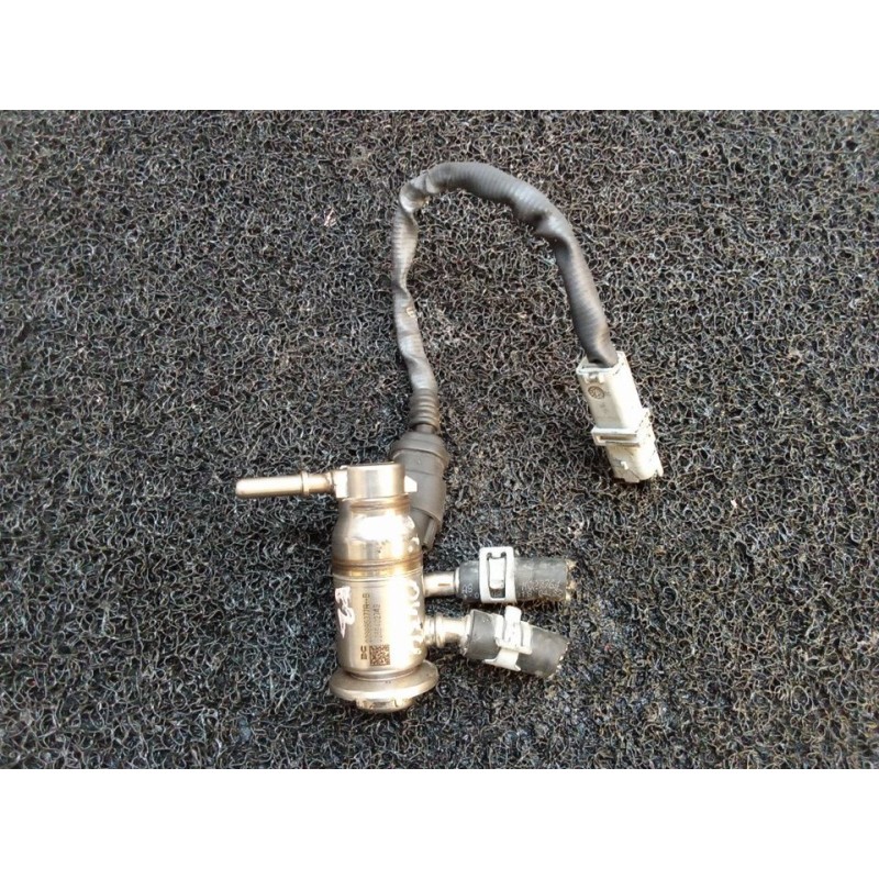 Recambio de inyector para dacia sandero stepway comfort referencia OEM IAM 208995377RB J289402749 