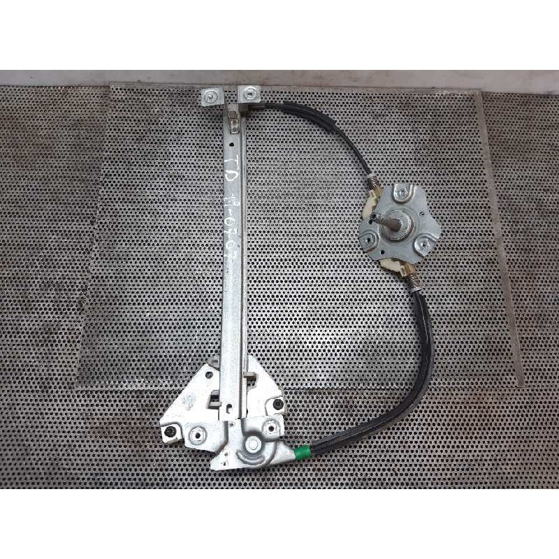 Recambio de elevalunas trasero derecho para mitsubishi space star (dg0) 1300 referencia OEM IAM   