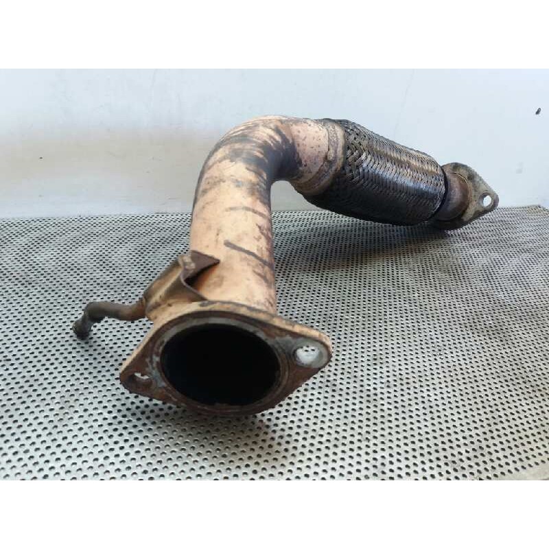Recambio de salida colector para kia sorento 2.5 crdi vgt ex1 referencia OEM IAM - Negro 3