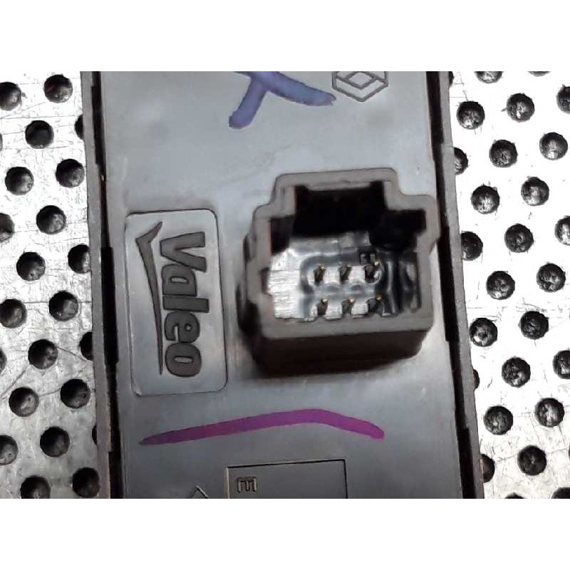 Recambio de warning para renault megane iii berlina 5 p dynamique referencia OEM IAM E3160600D  VALEO - Blanco 4
