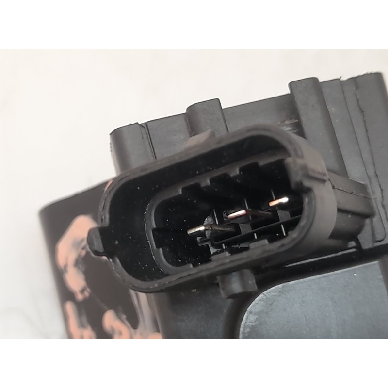 Recambio de bobina encendido para peugeot 3008 allure referencia OEM IAM 9808653680 3