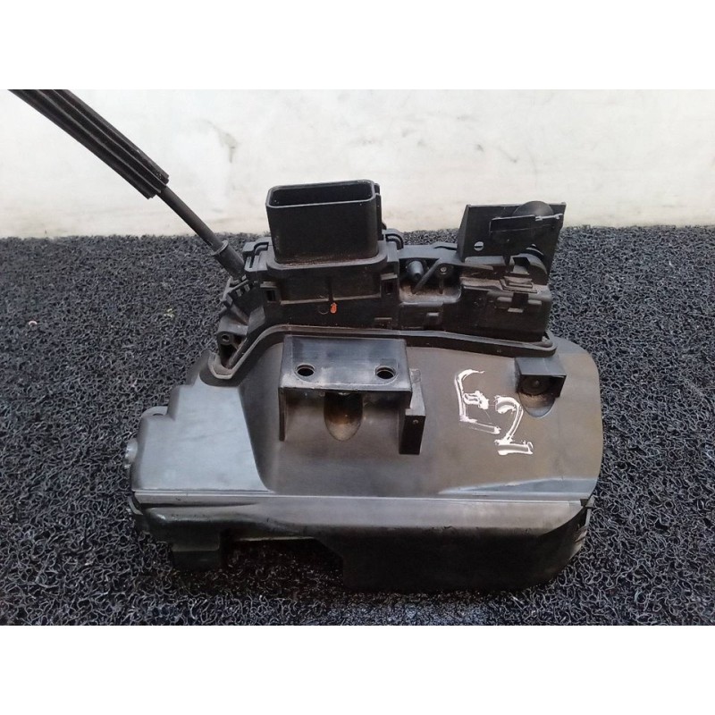 Recambio de cerradura puerta delantera izquierda para ford b-max titanium referencia OEM IAM AV1AR21813CC - Blanco 4